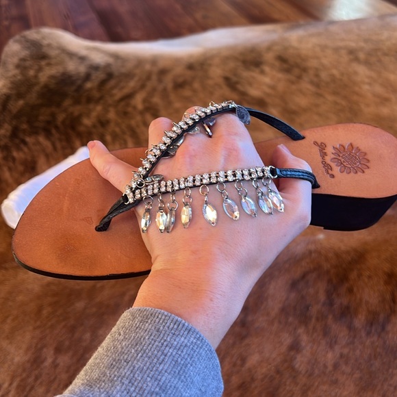 Yellow Box Sandals - Picture 9 of 13